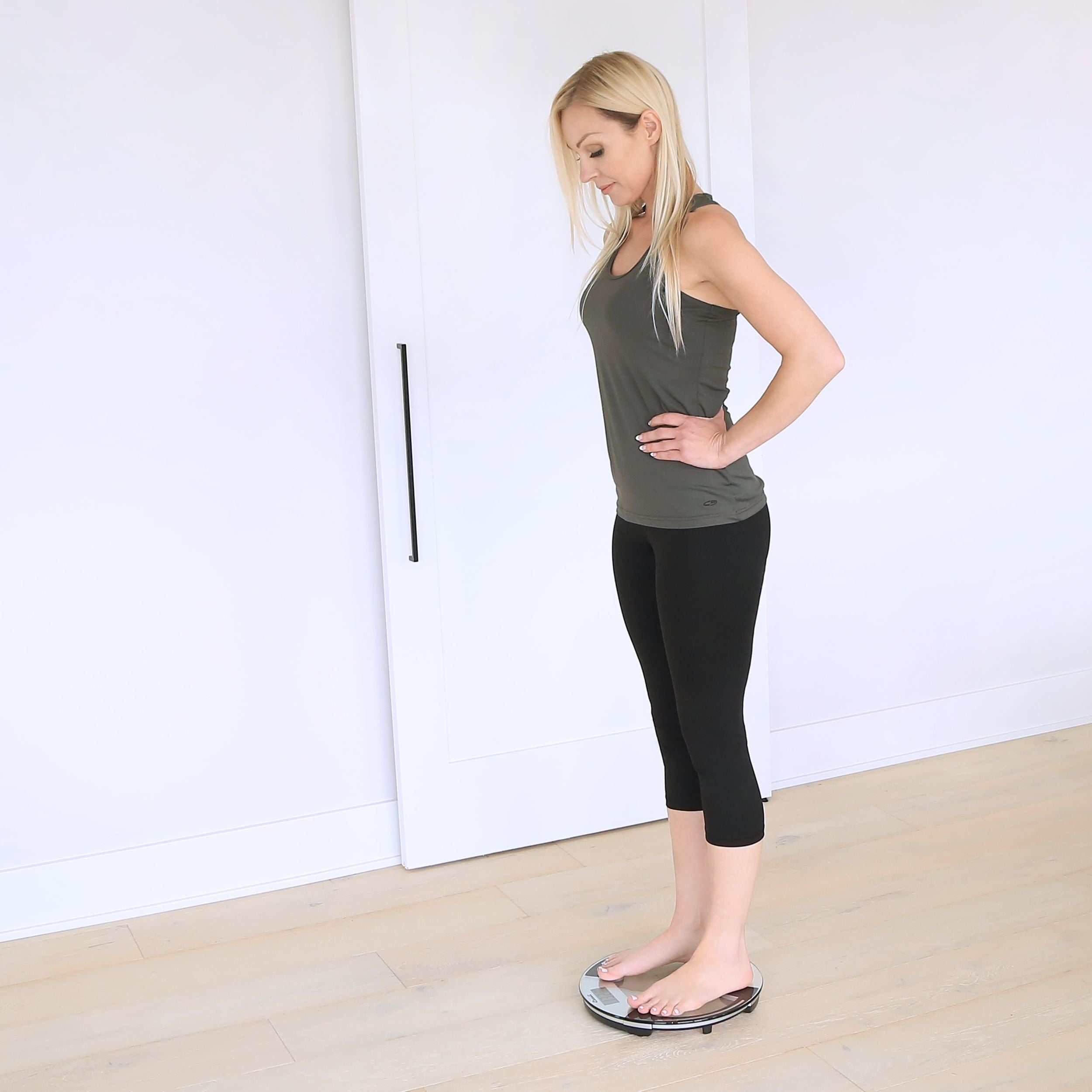 Clear Glass Bathroom Scale - Round