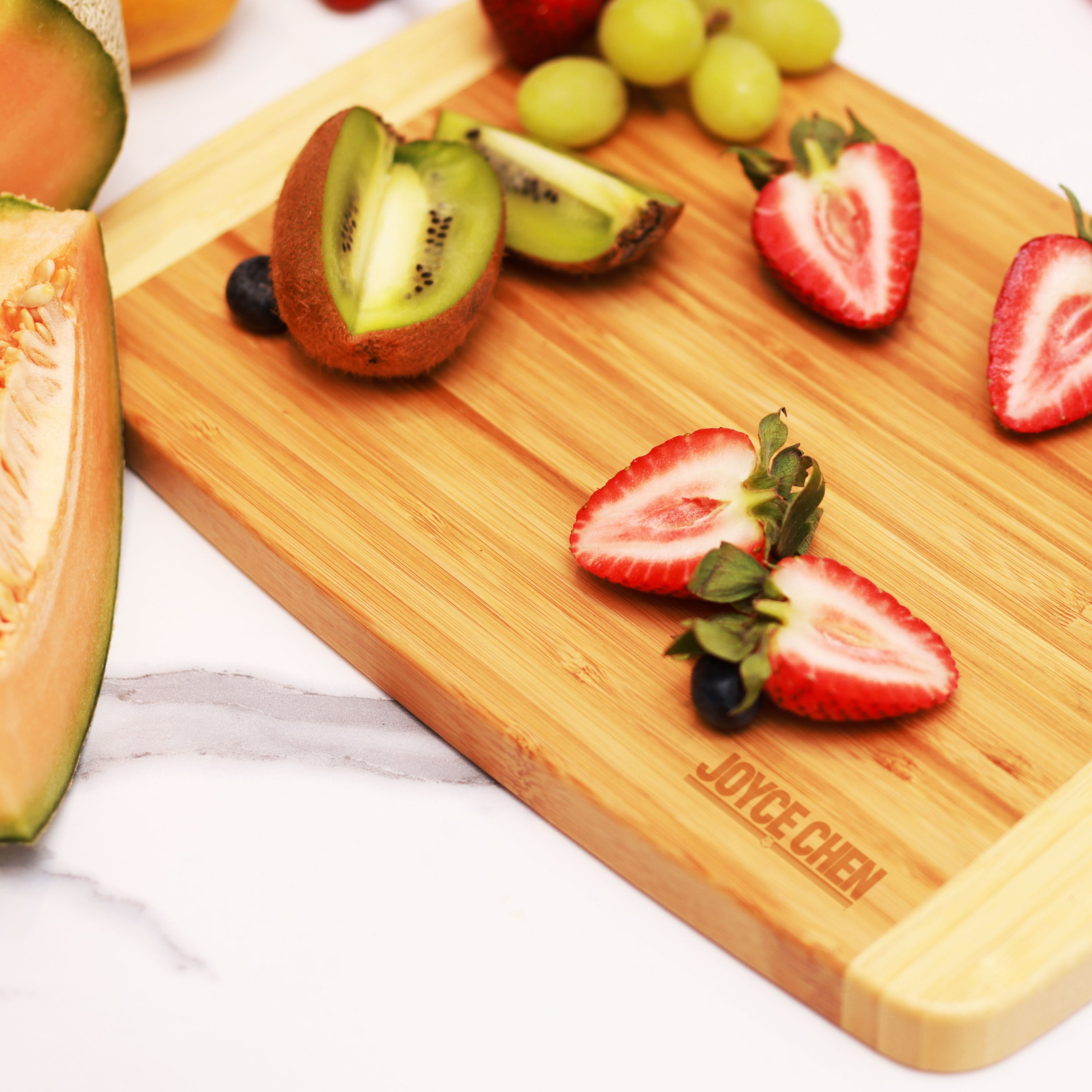 Scissor and Cutting Board Set, 2 piece