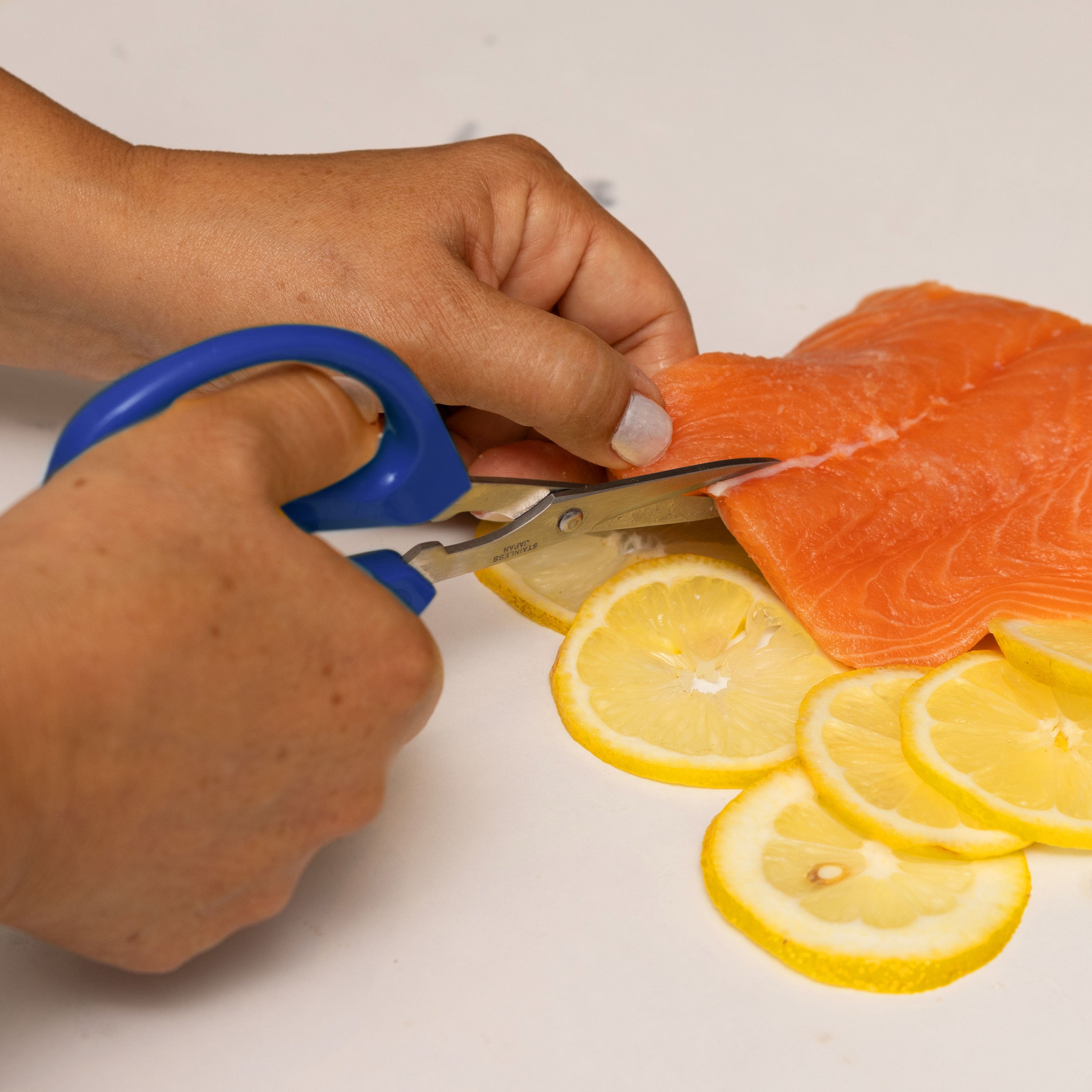 Original Unlimited Kitchen Scissors with Blue Handles