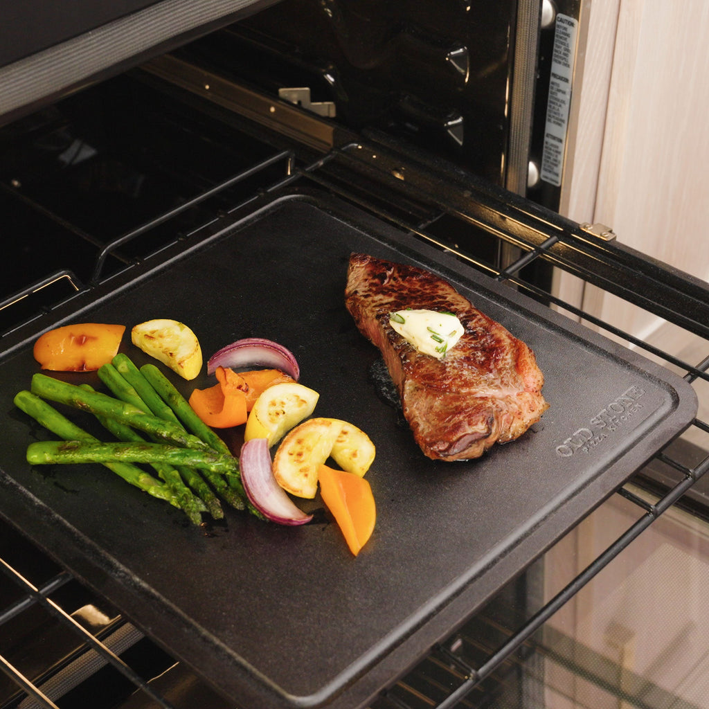 Pizza Steel with Moat, 14x14-Inch