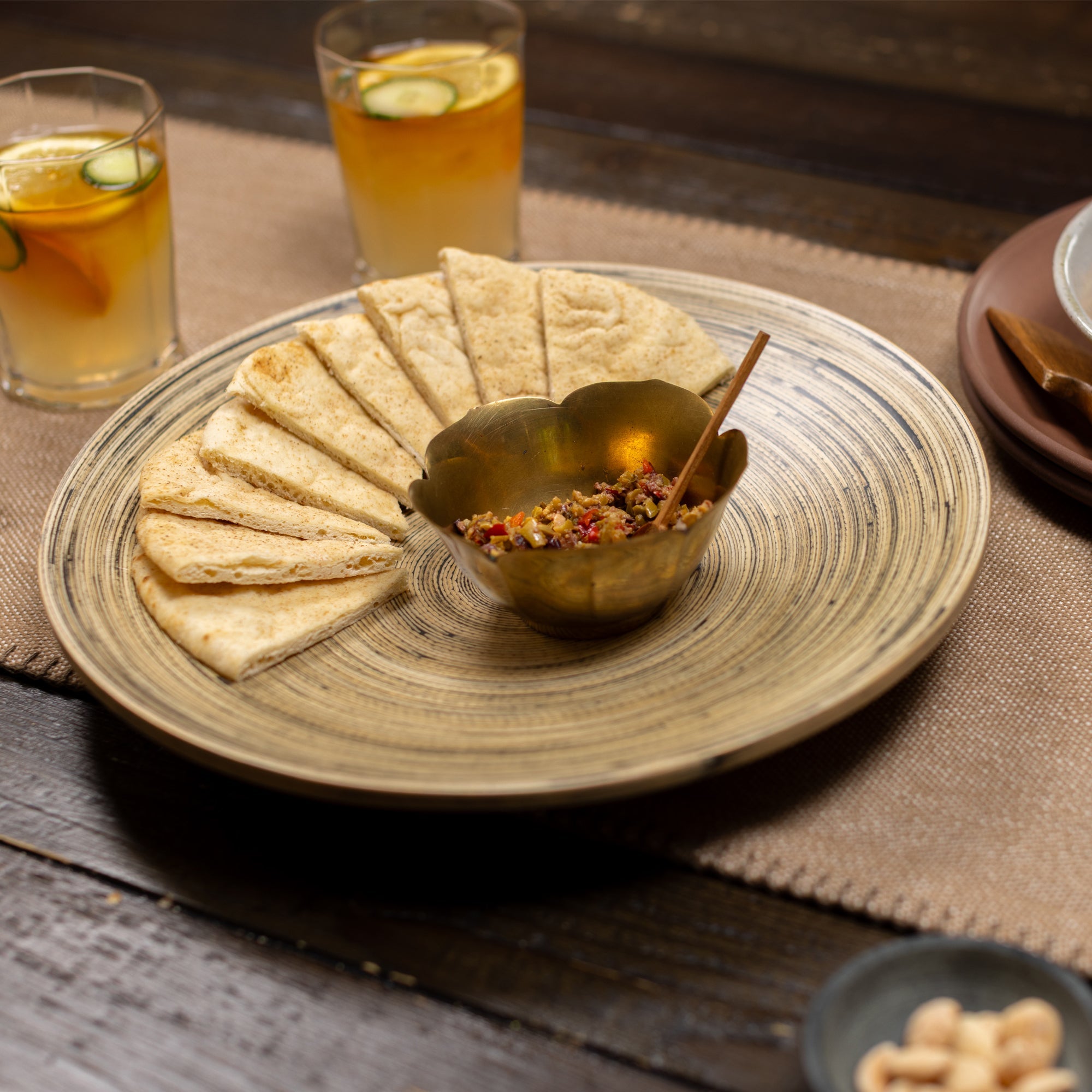 Lexa Bamboo Footed Plate, 12 Inch