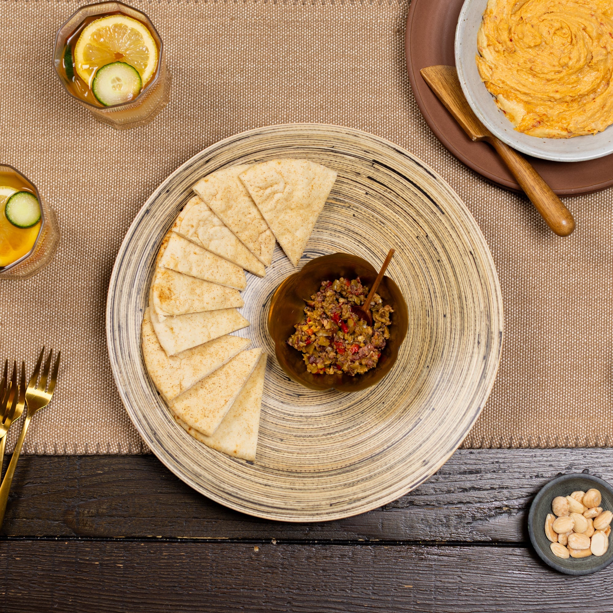 Lexa Bamboo Footed Plate, 12 Inch